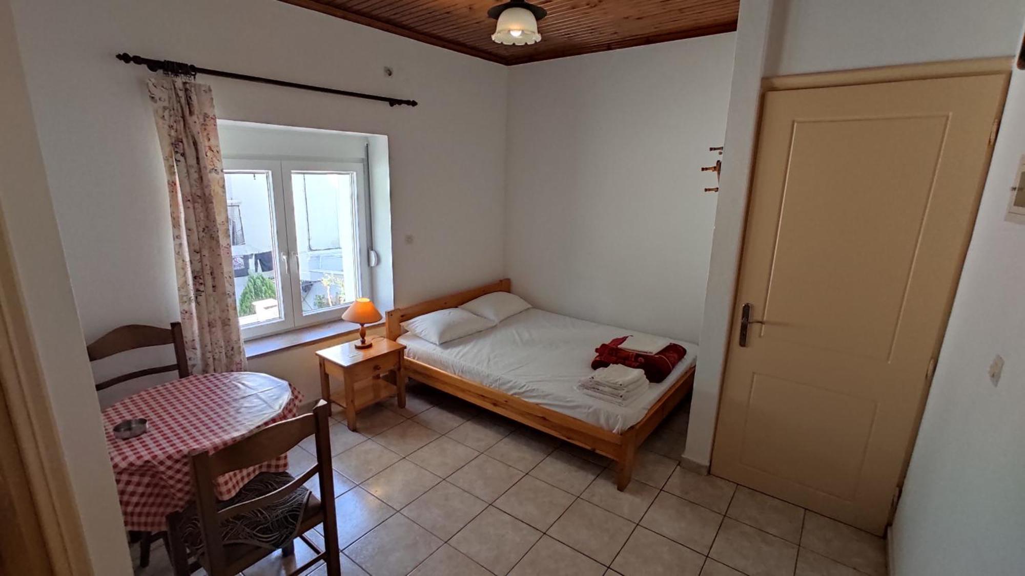 Angelos Rooms Mytilíni Eksteriør bilde